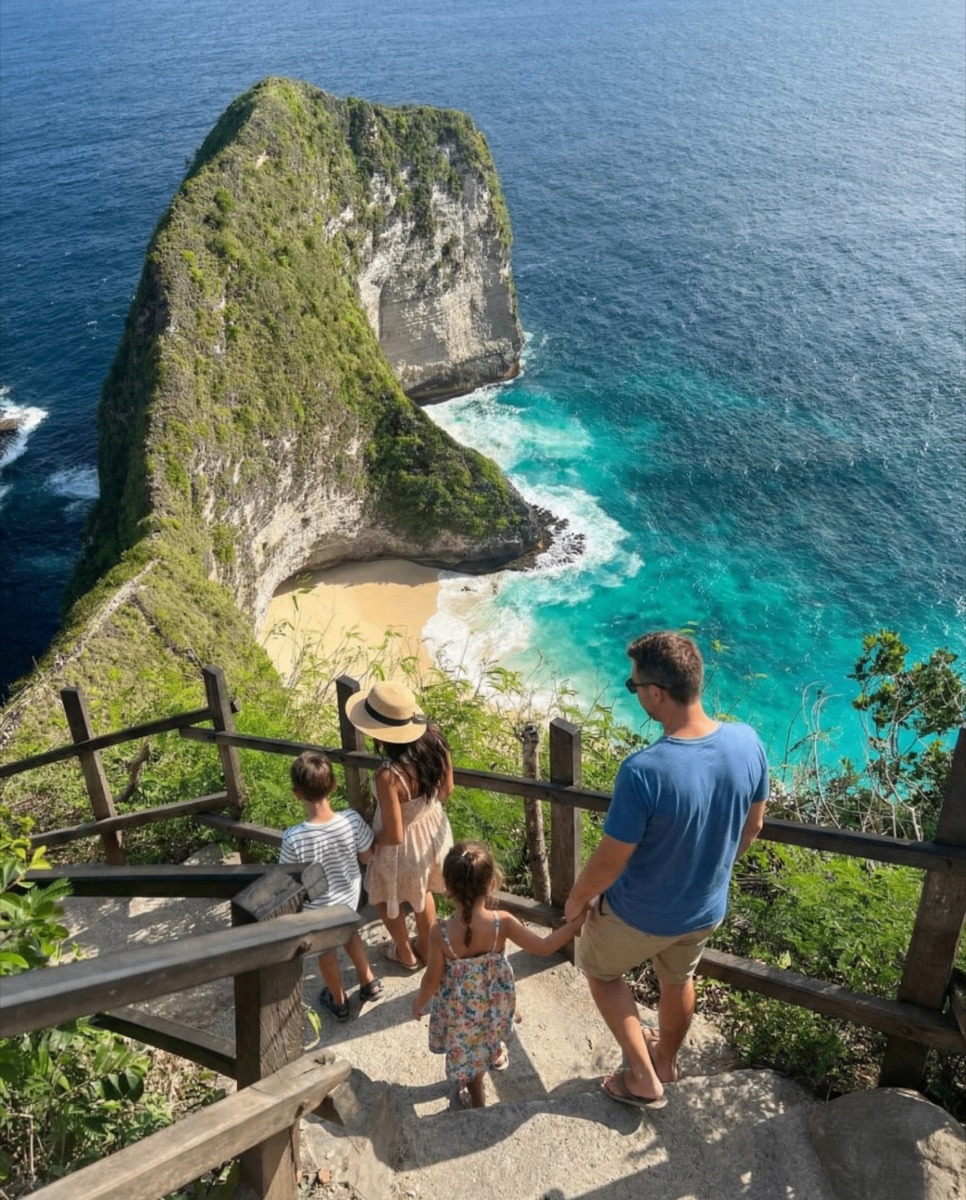 Kelingking Beach, Bali